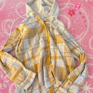 American Eagle Outfitters Yellow and White Plaid Long Sleeve Hooded Shirt
